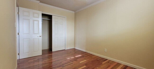 Building Photo - 3129 Elizabeth St