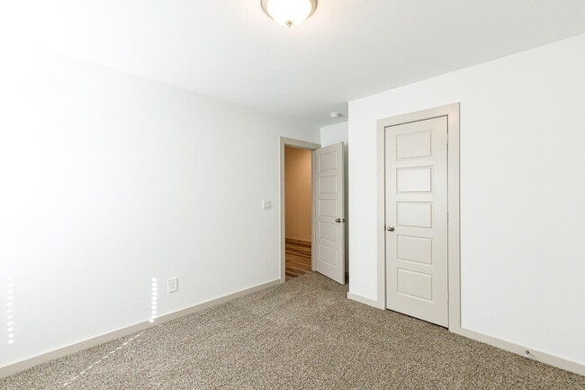 Building Photo - 7729 92nd St