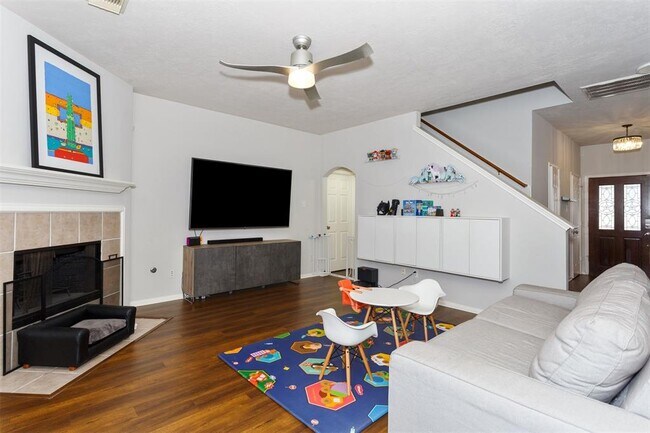 Building Photo - 3122 Glencullen Ln