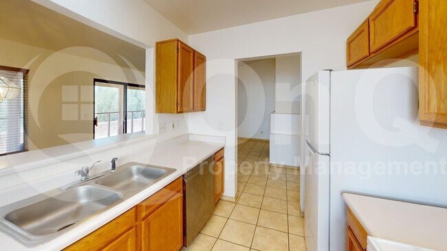 Building Photo - 8488 N Winchester Creek Dr