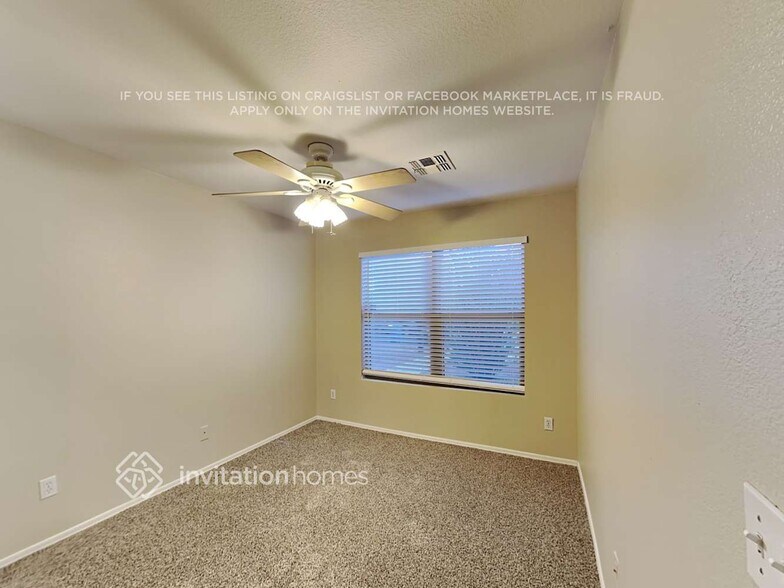 Building Photo - 3032 W Desert Vista Trail