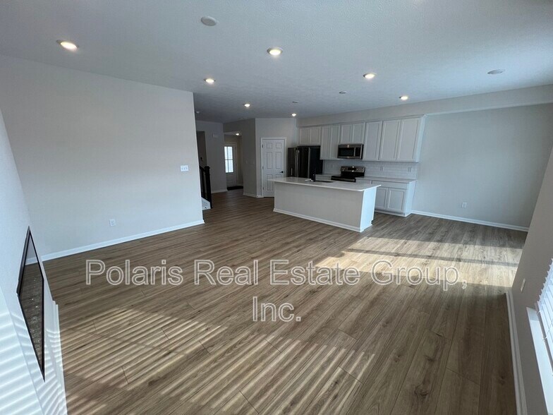 Building Photo - 12599 Cattle Rdg Dr