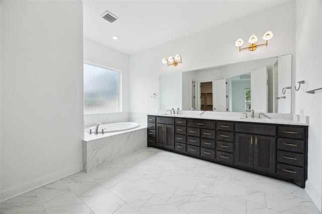 Building Photo - 3705 Melville Cir