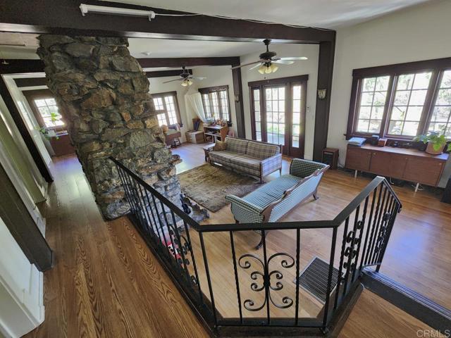 Building Photo - 3094 Blue Jay Dr