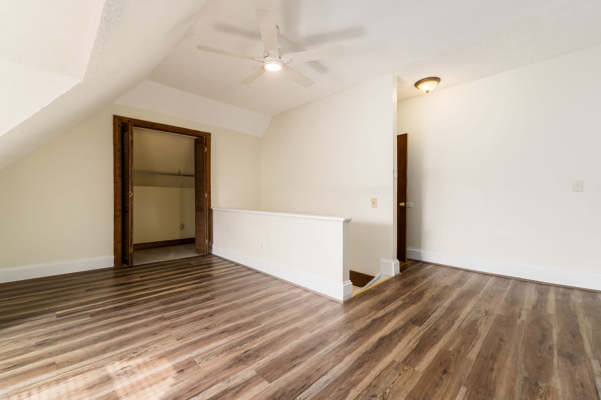 Building Photo - 277 S Champion Ave