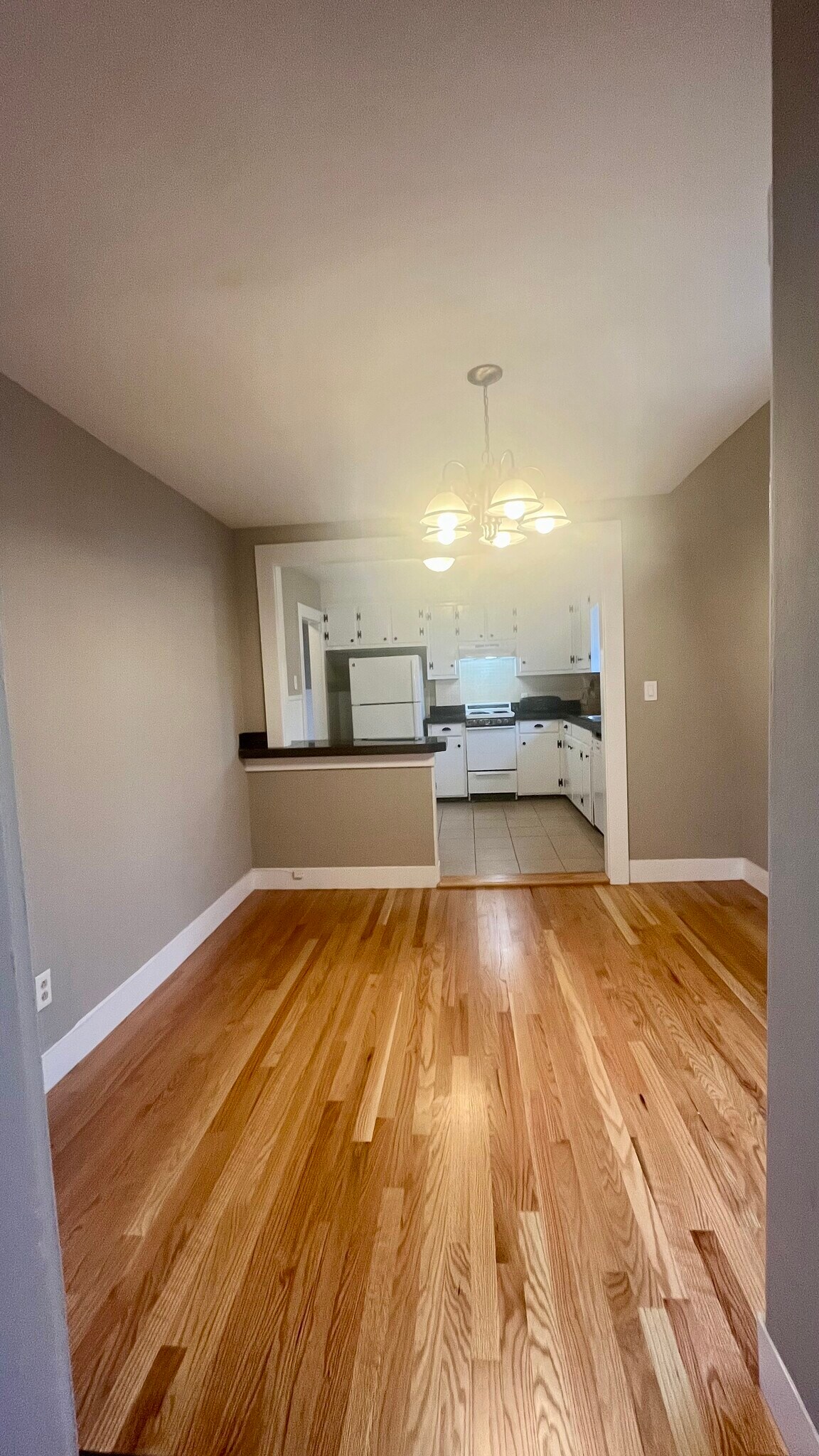 dining room - 312 Humphrey St