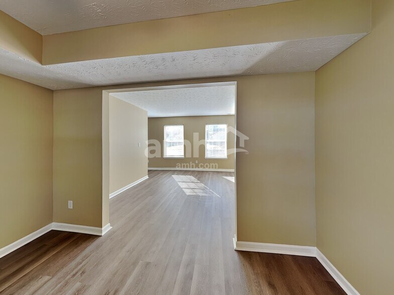 Building Photo - 5948 Doverton Dr