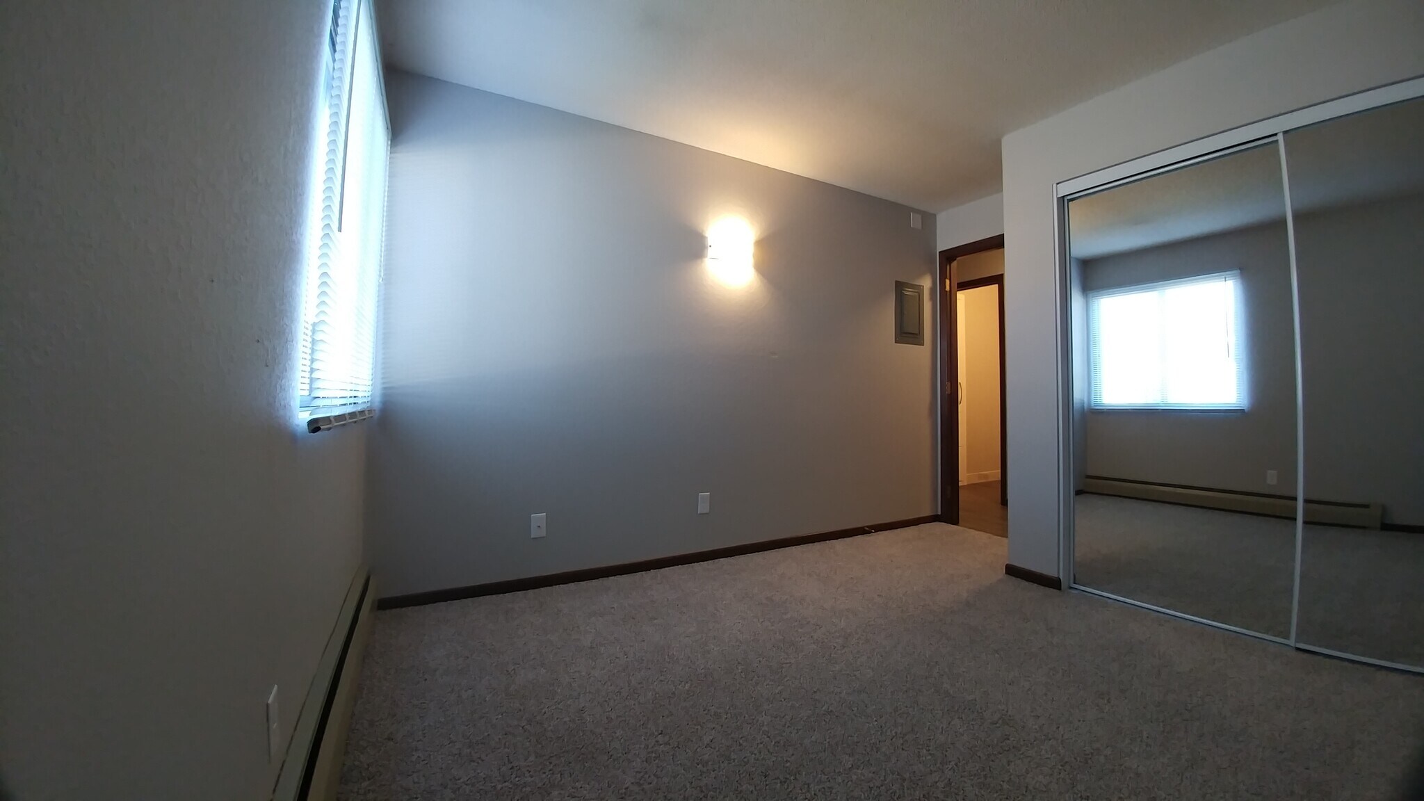 Building Photo - 2204 Valleyhigh Dr NW