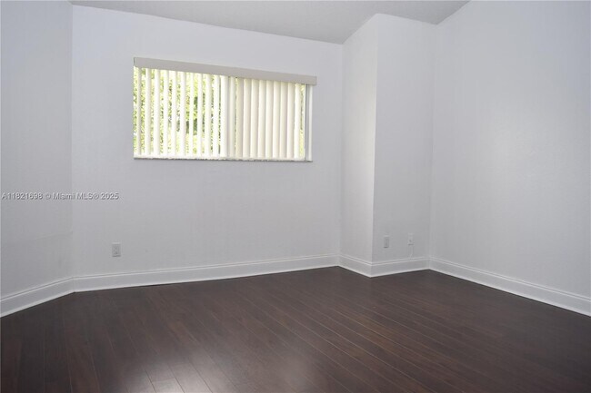 Building Photo - 3413 NW 44th St