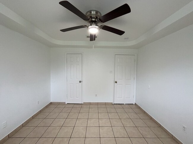 Building Photo - 112 Mesa Dr