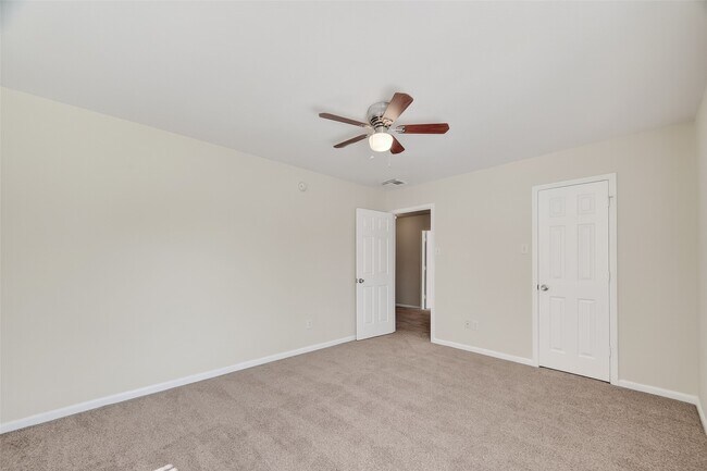 Building Photo - 2708 Calico Creek Ln