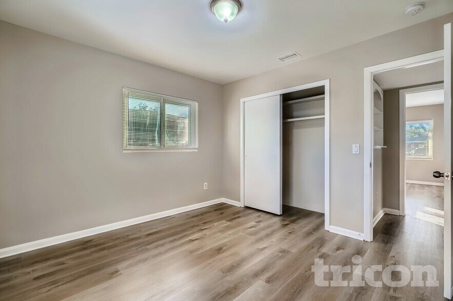 Building Photo - 2020 Magnolia Dr