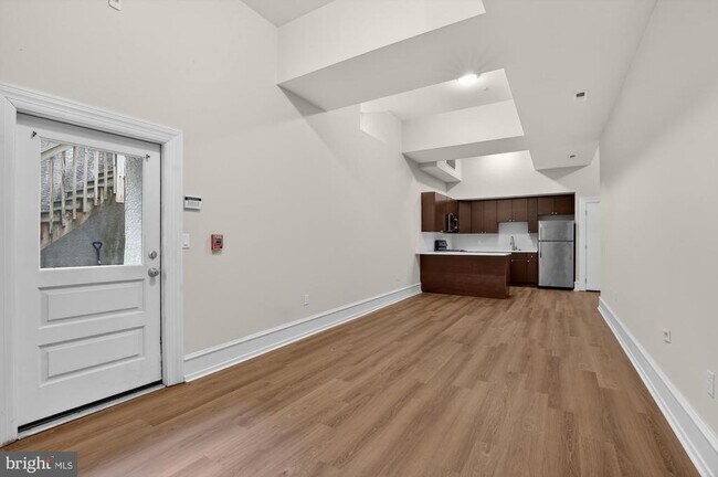 Building Photo - 2136 E Dauphin St