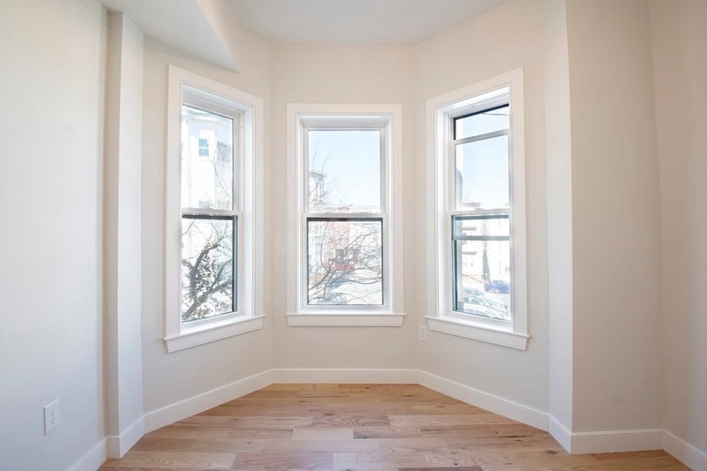 Building Photo - 275 Webster St