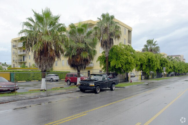 Building Photo - Todel Apartments