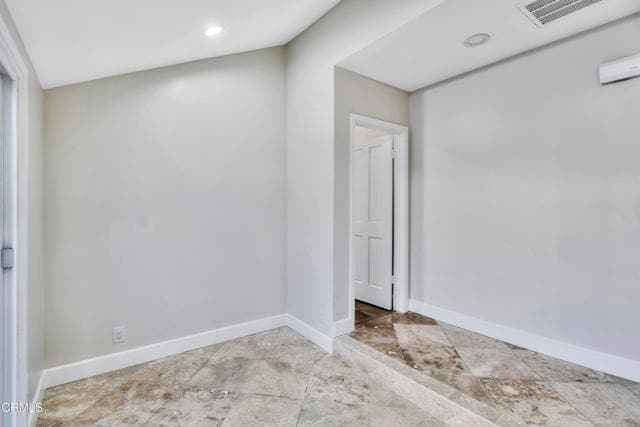 Building Photo - 827 Parkman Dr