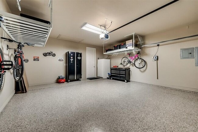 Building Photo - 3802 Frio Way