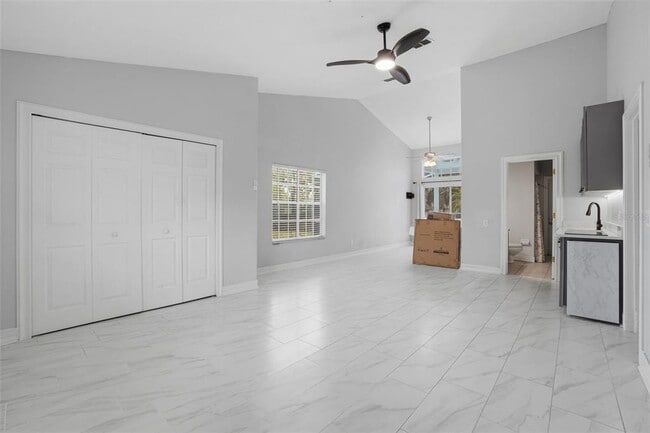 Building Photo - 1608 Imperial Palm Dr