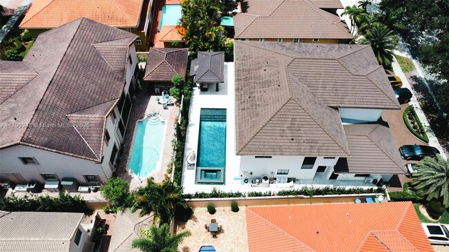 Building Photo - 8450 NW 169th Terrace