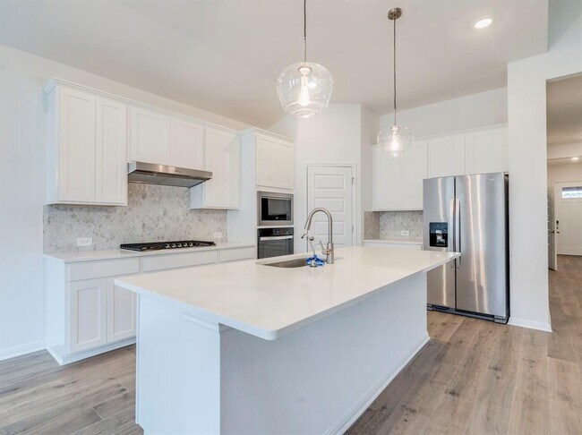 Building Photo - 227 Cathedral Mountain Dr