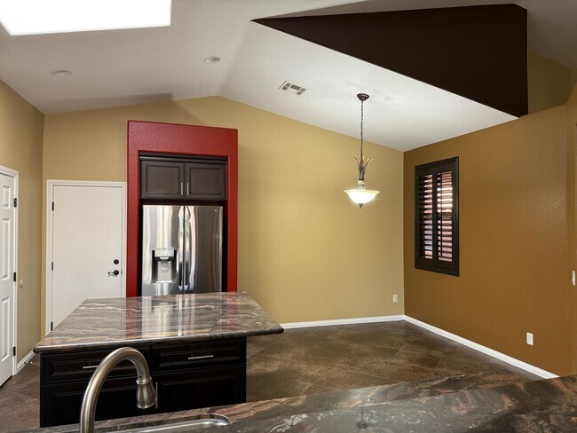 Building Photo - Magnificent Home Located In Guard Gated Tuscany!