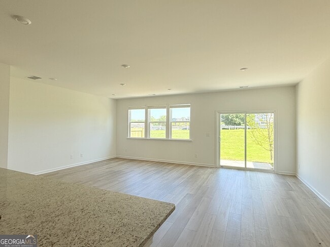 Building Photo - 2557 Adventure Way