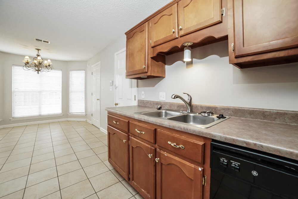 Building Photo - 6541 Sandbourne E
