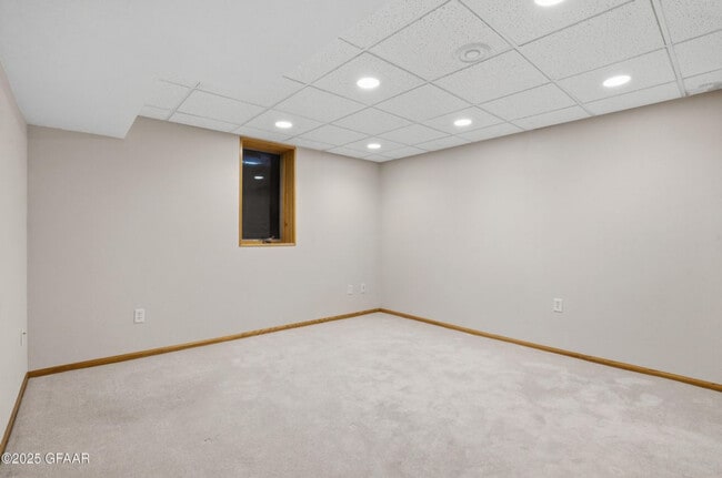 Building Photo - 5191 W Lanark Dr