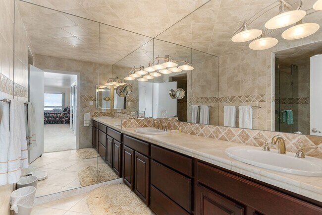 Building Photo - Incline Village Condo: Lakefront, Buoy, 3 ...