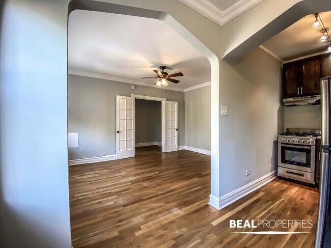 Building Photo - 0 bedroom in CHICAGO IL 60640