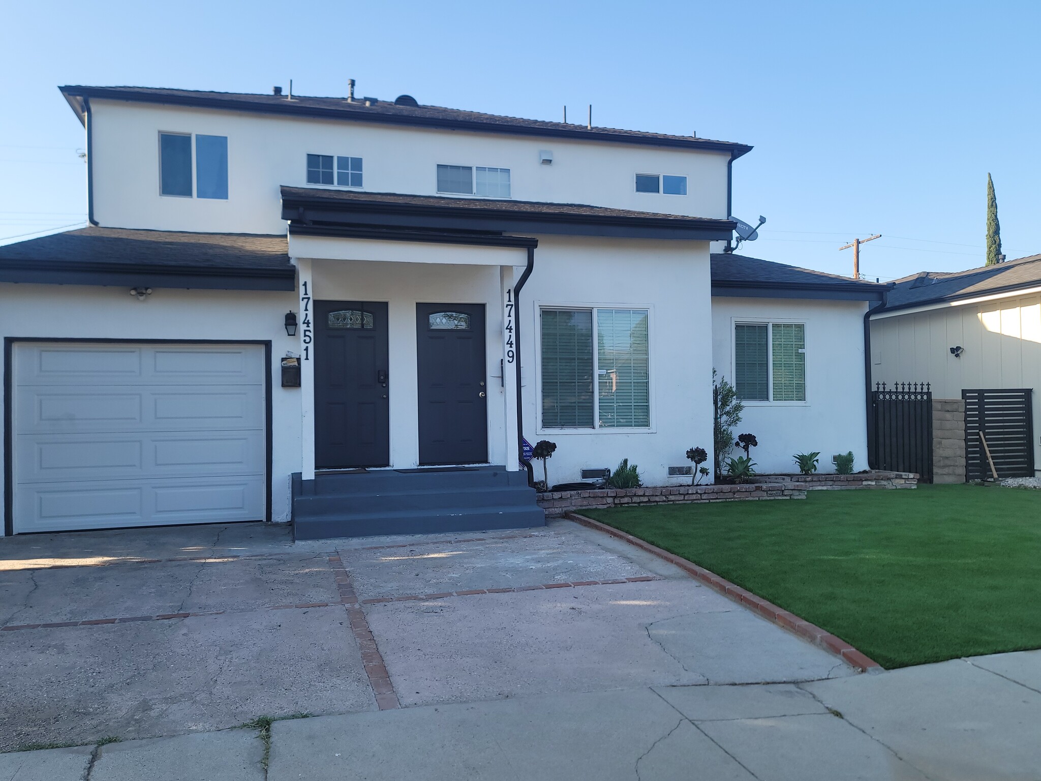Building Photo - 17451 Martha St