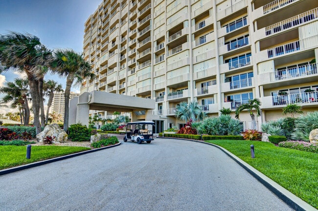 Building Photo - 4301 N Ocean Blvd