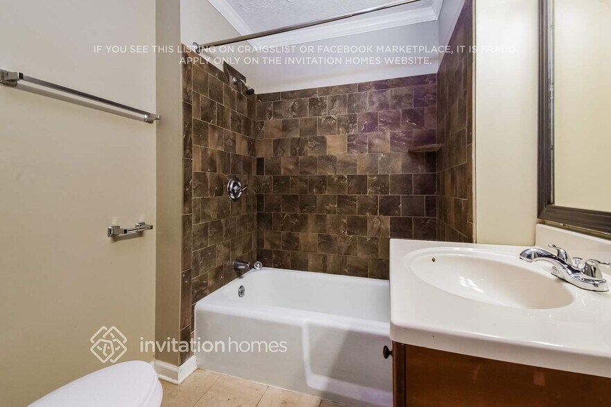 Building Photo - 150 Elberta Cove