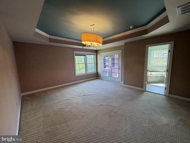 Building Photo - 501 W Watkins Mill Rd