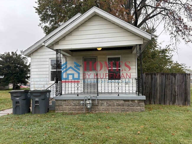 Building Photo - Two Bedroom House | Updated | Deposit Special