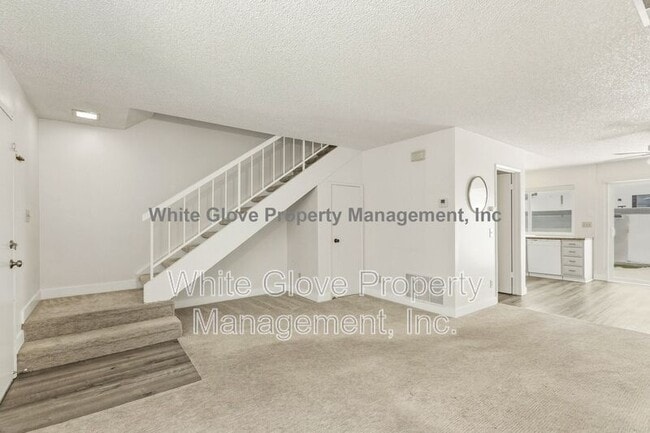 Building Photo - 9596 Bickley Dr