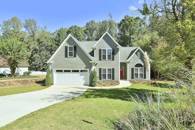 Front - 300 Vendella Cir