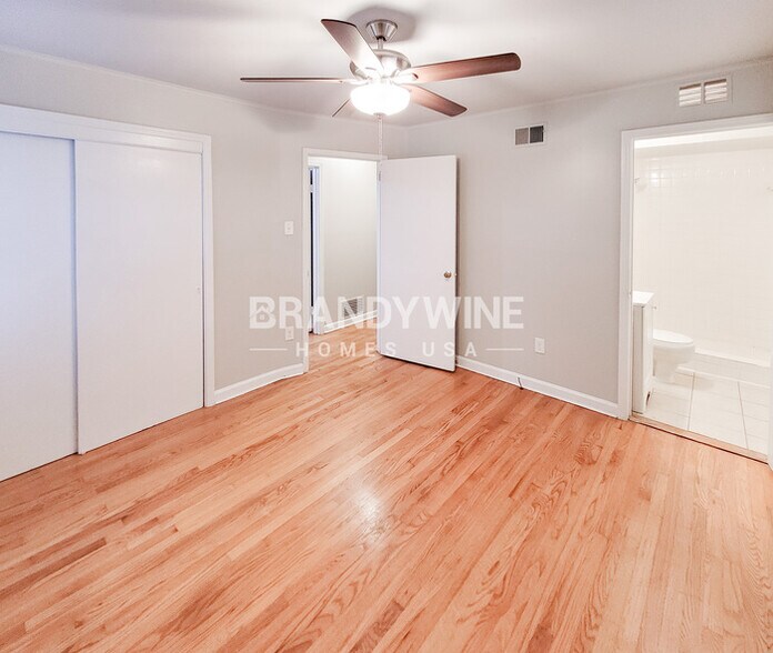 Building Photo - 3035 Christine Rd