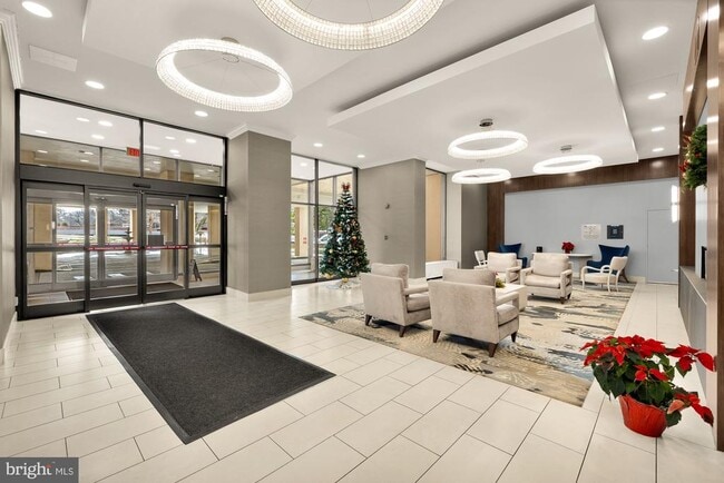 Building Photo - 4515 Willard Ave