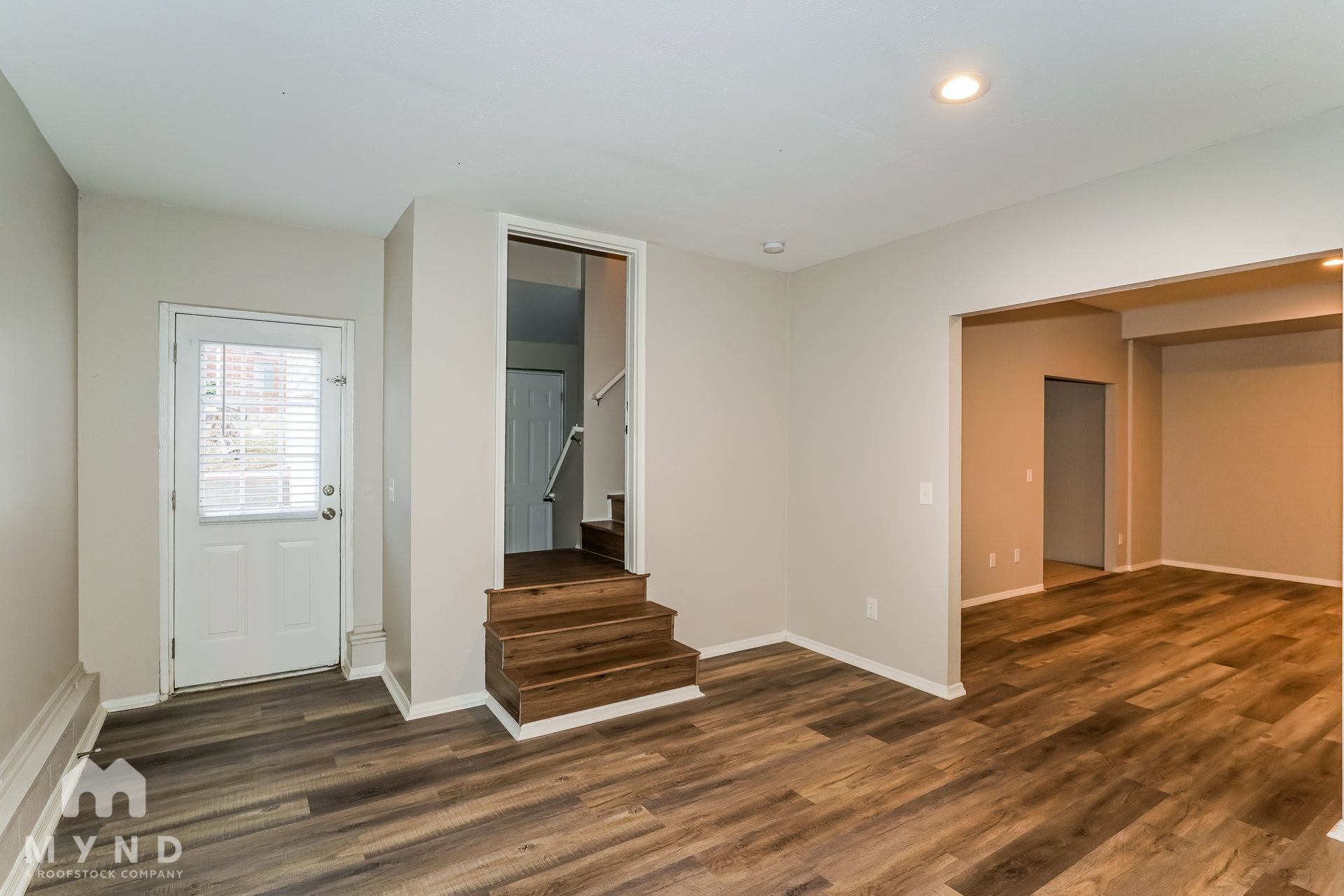 Building Photo - 252 Cedarview Dr