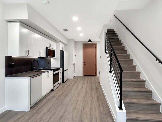 Building Photo - Resort-Style Living at Dovetail | 2 Bed / 2 Bath | Gated Entry