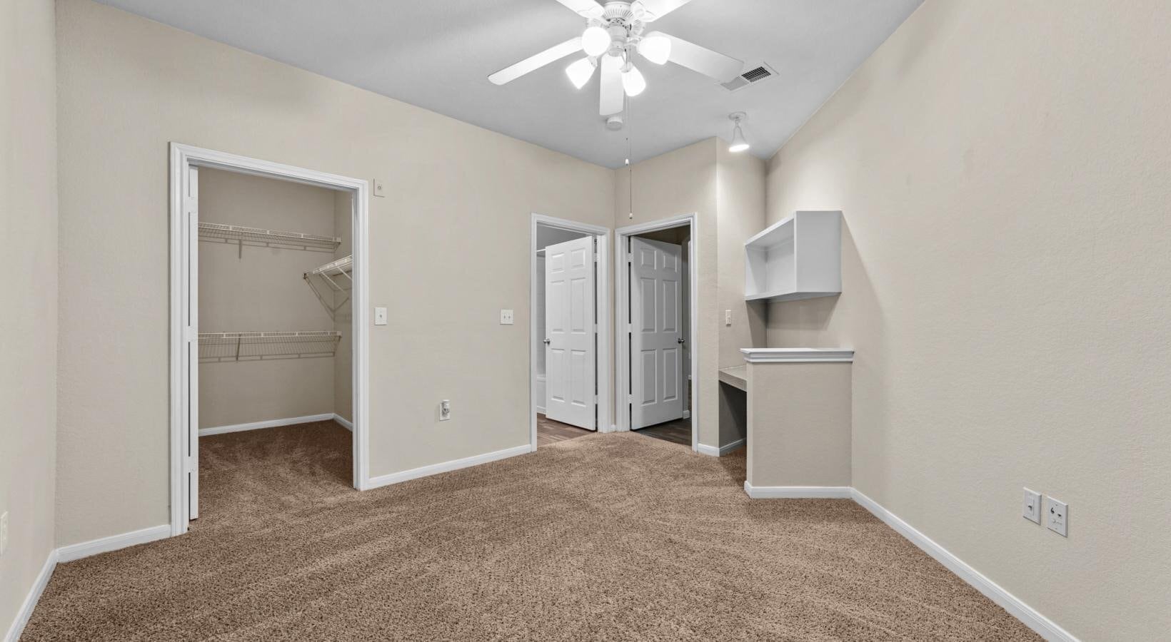 Building Photo - 5720 Forest Park Rd