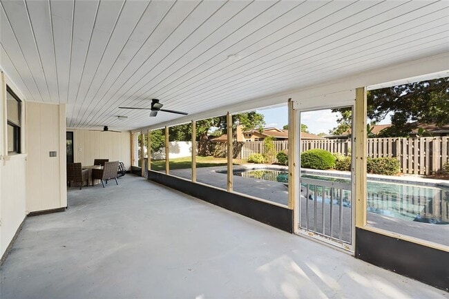 Building Photo - 307 Coble Dr