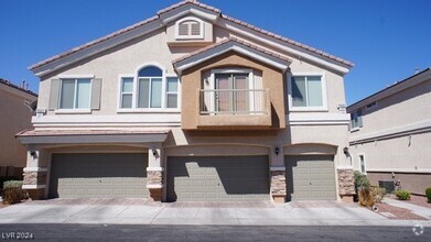 Building Photo - 10663 Petricola St