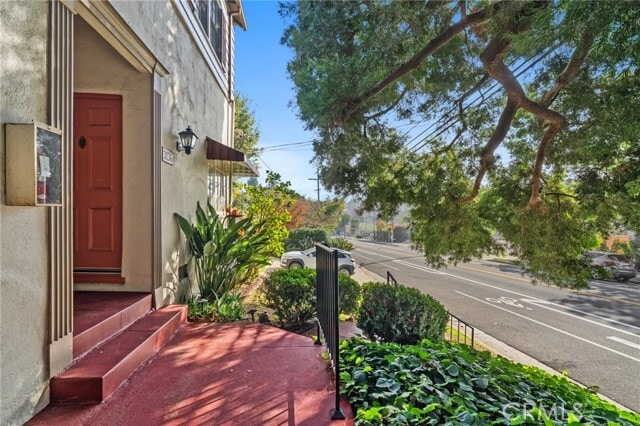 Building Photo - 3136 Griffith Park Blvd