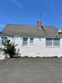 Building Photo - 2350 Hempstead Tpke
