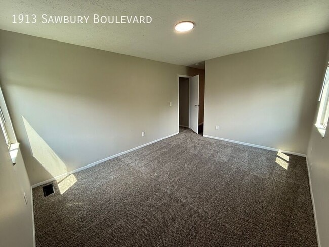 Building Photo - 1913 Sawbury Blvd