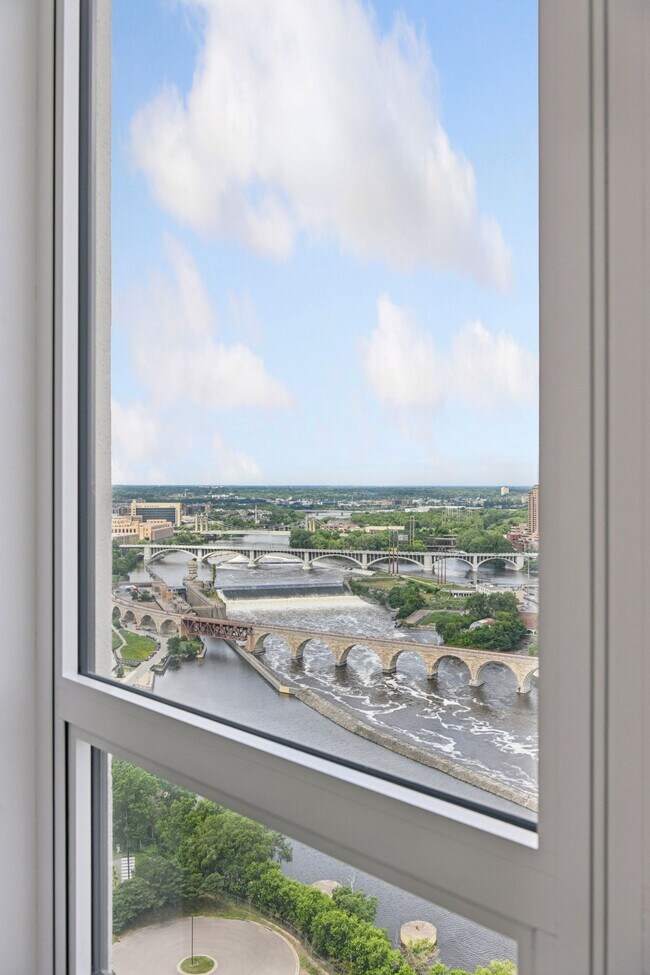 Building Photo - 1111 W River Pkwy