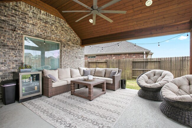 Building Photo - 3037 Broadhaven Dr