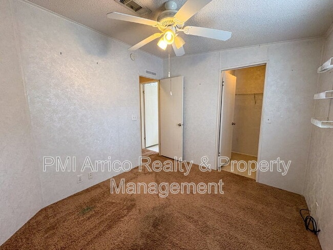 Building Photo - 3505 Meteor Pl